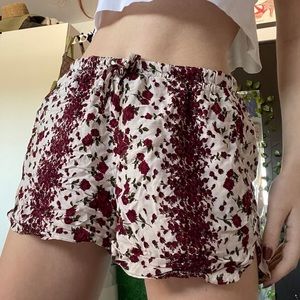 Brandy Mellville flowy floral shorts